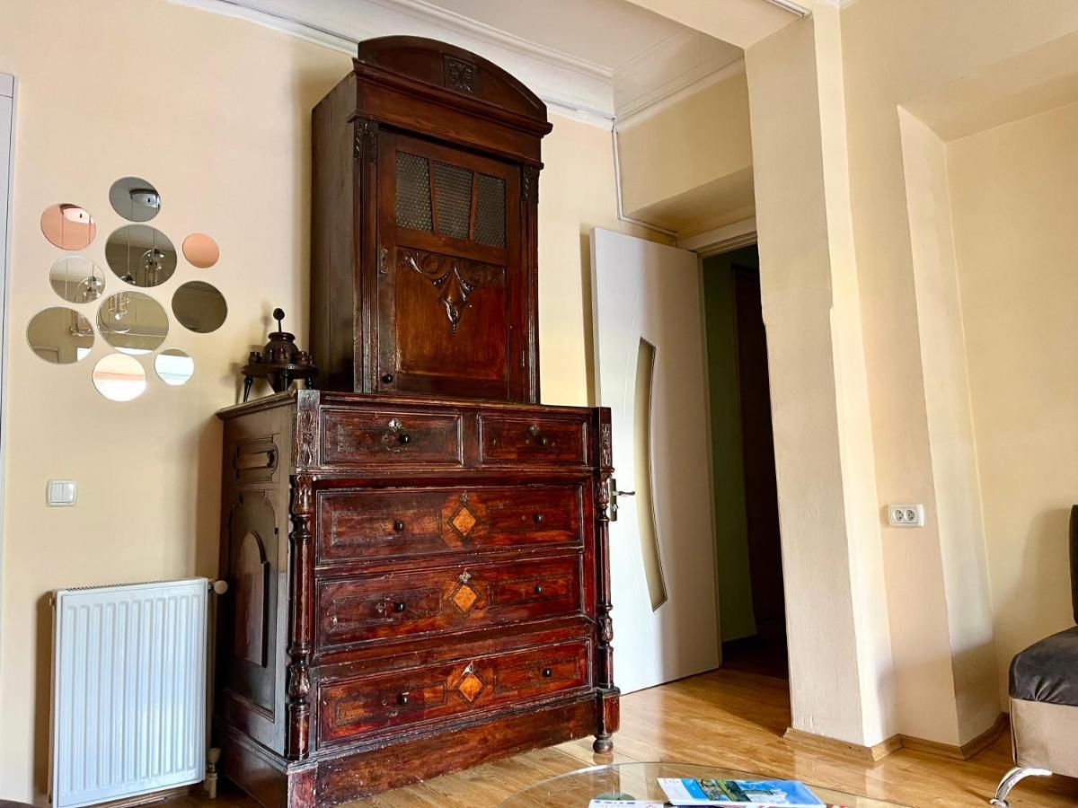 Apartment In Old Tbilisi Orbeliani Square Εξωτερικό φωτογραφία